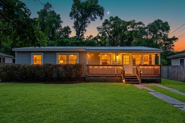 $204,999 | 555 North 68th Avenue, Pensacola, FL 32506