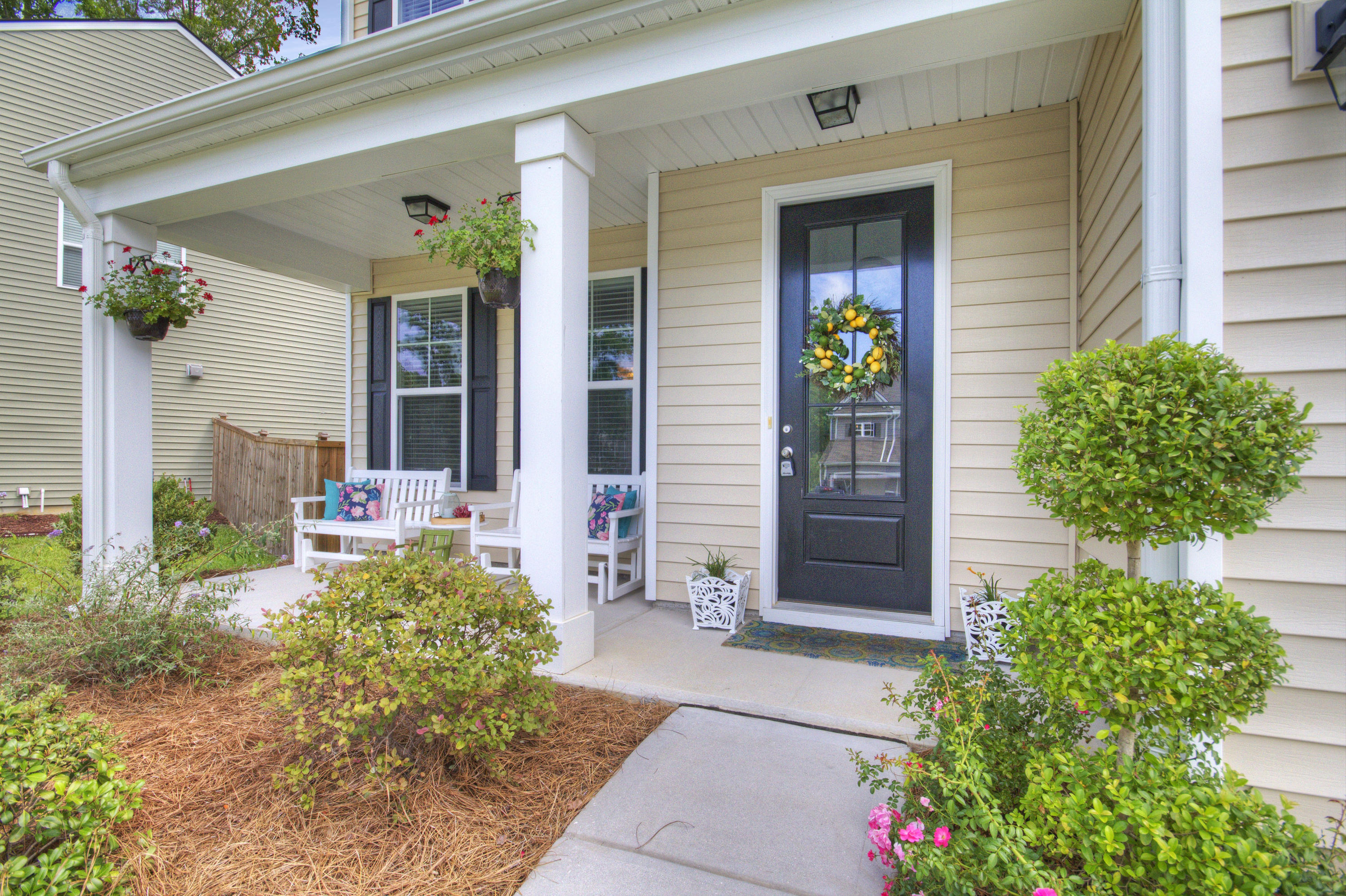 182 Hickory Ridge Way Summerville, SC 29483 - Photo 2 of 31 IMG_2835_6_7