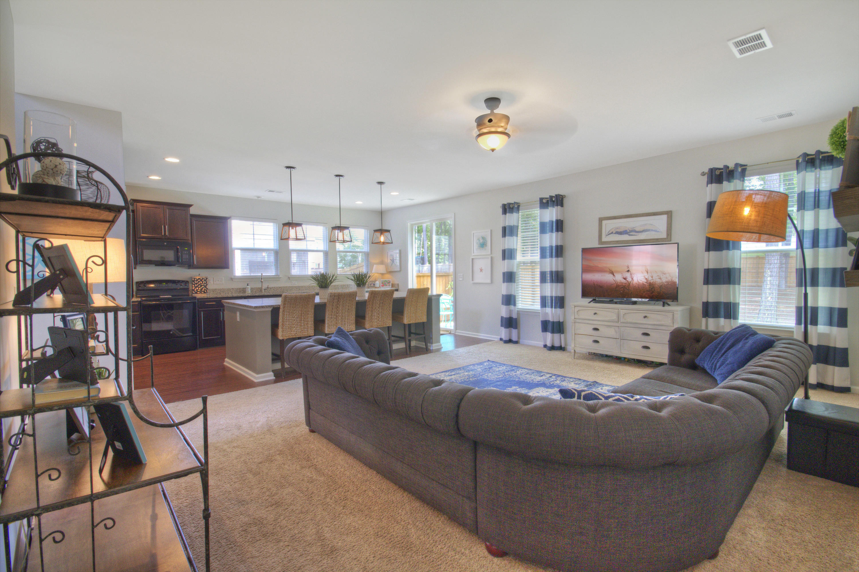 182 Hickory Ridge Way Summerville, SC 29483 - Photo 10 of 31 IMG_2922_3_4