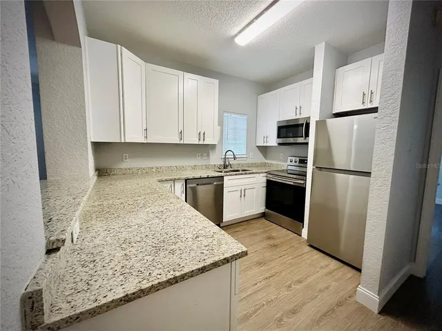 $1,975 | 143 Villa Di Este Terrace, Unit 201, Lake Mary, FL 32746