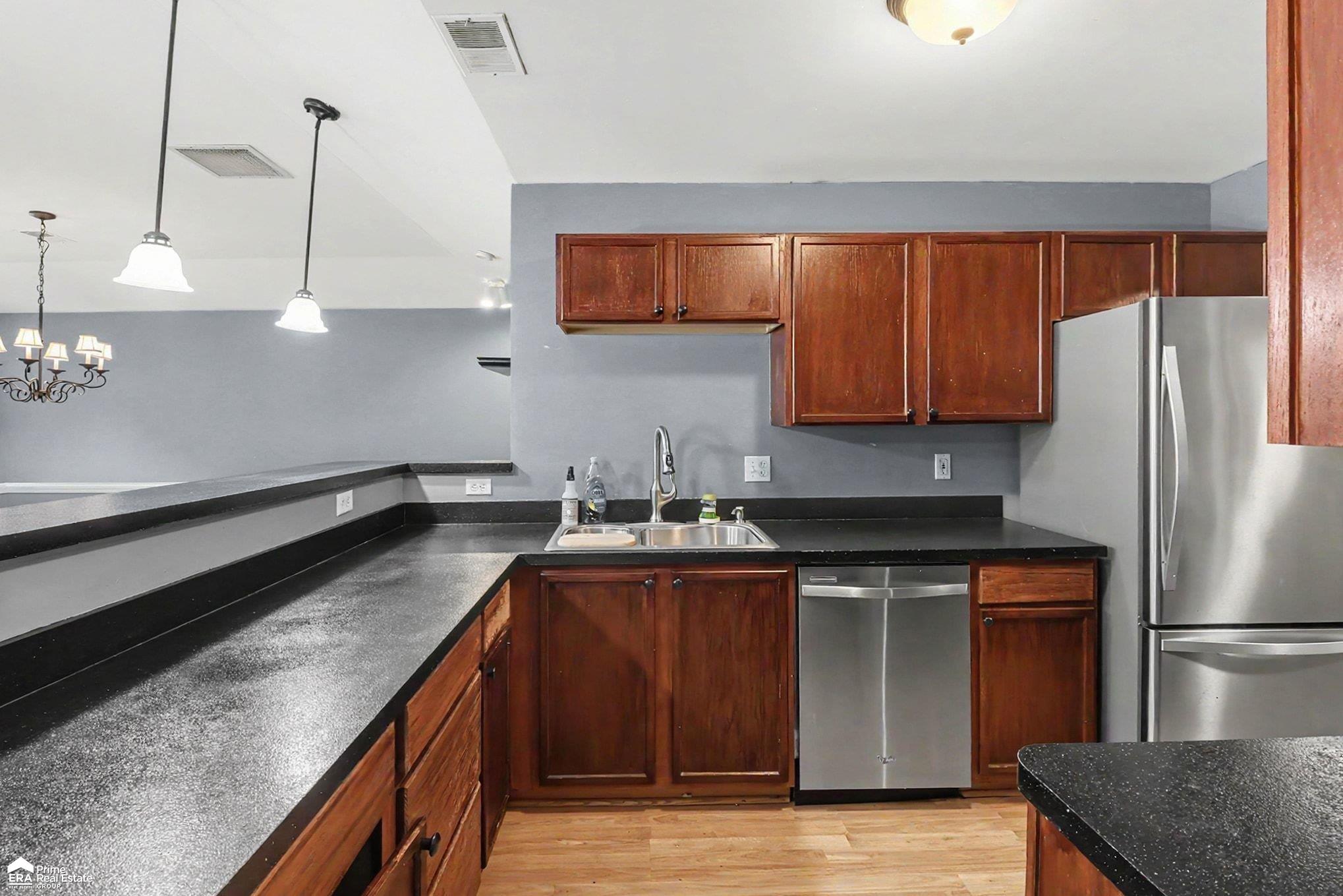 4011 Hampton Ridge Boulevard Howell, MI 48843 - Photo 11 of 33