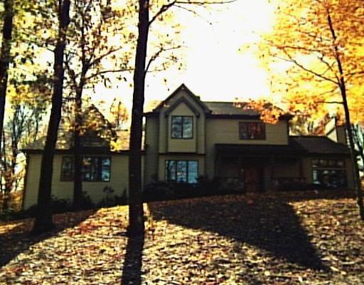 1 Stonewall Ridge Road Newtown, CT 06470 - Photo 1 of 1 a front view of a house