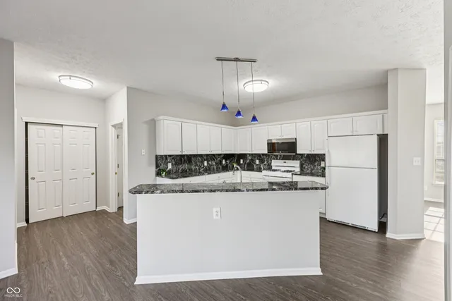 $500,000 | 5808 Corralberry Court, Carmel, IN 46033