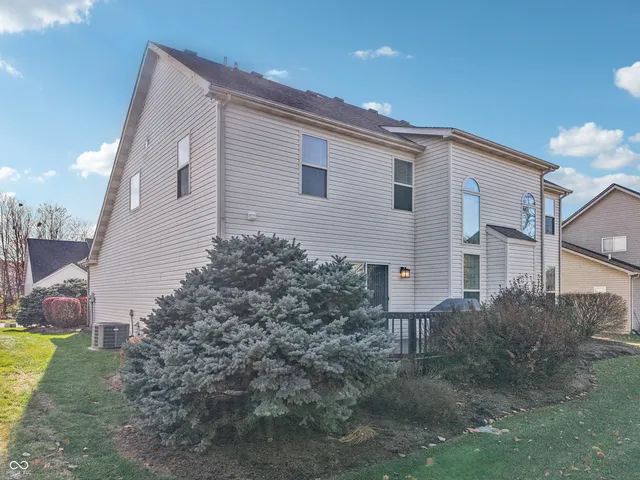 $500,000 | 5808 Corralberry Court, Carmel, IN 46033