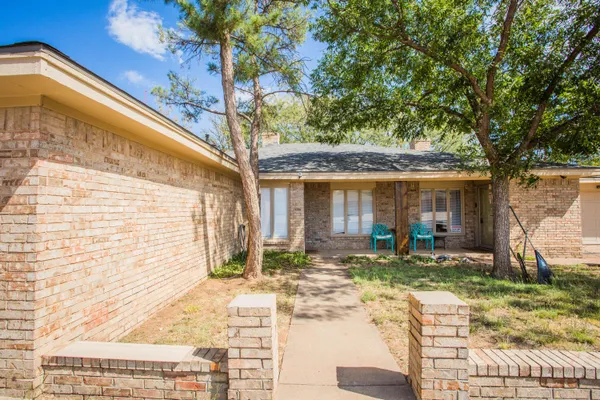 $318,000 | 7903 Aberdeen Avenue, Lubbock, TX 79424