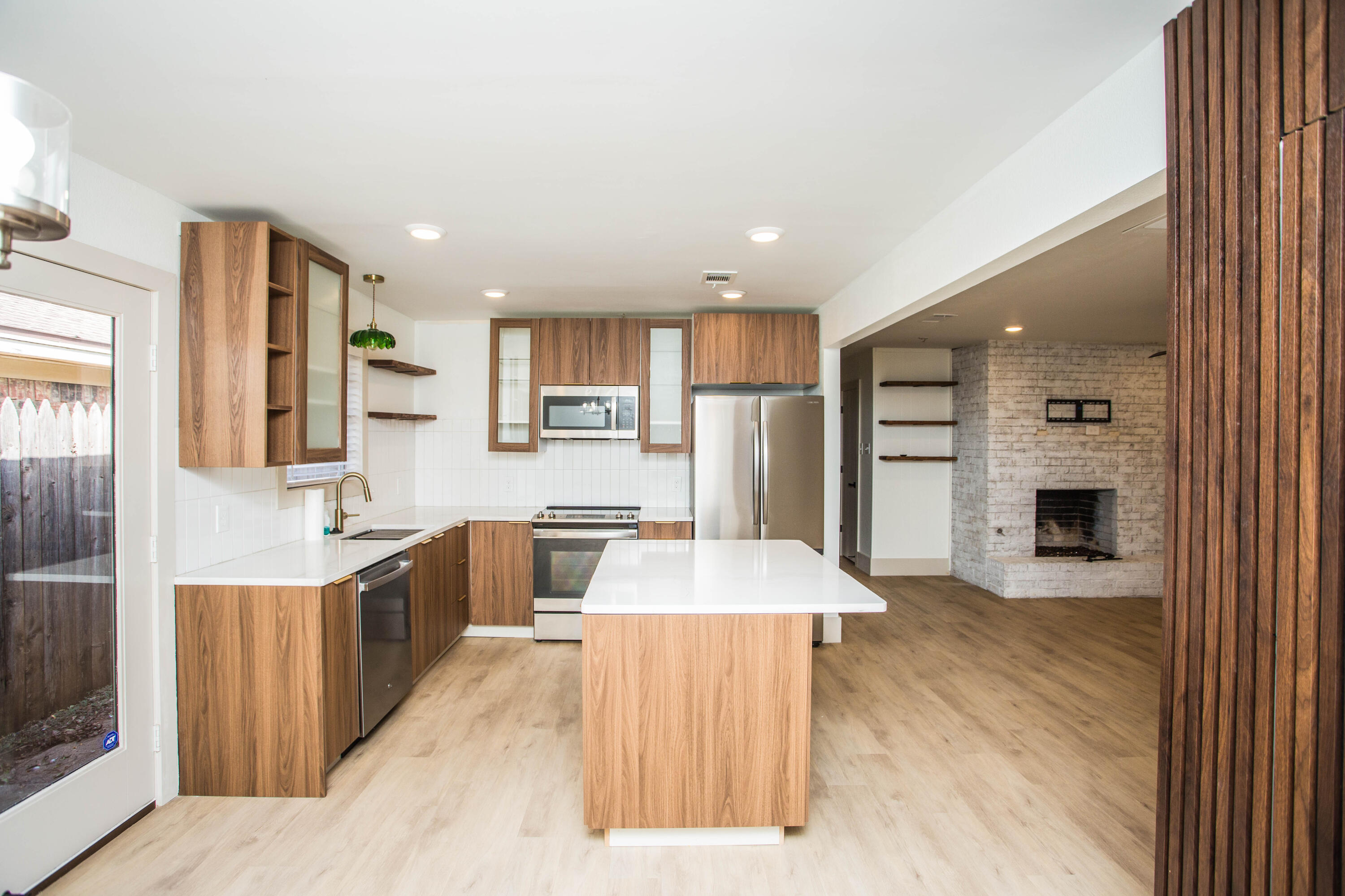 7903 Aberdeen Avenue Lubbock, TX 79424 - Photo 5 of 47 SIDE A