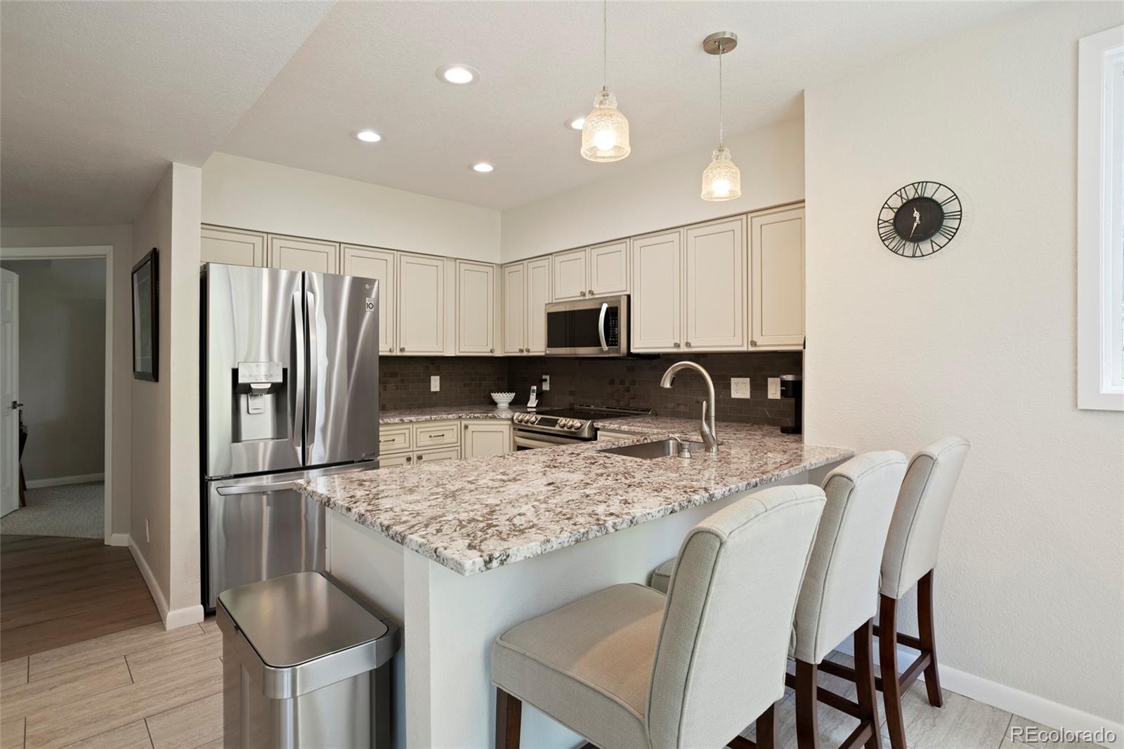704 Ridgeside Drive Golden, CO 80401 - Photo 13 of 35 Gallery Image 13