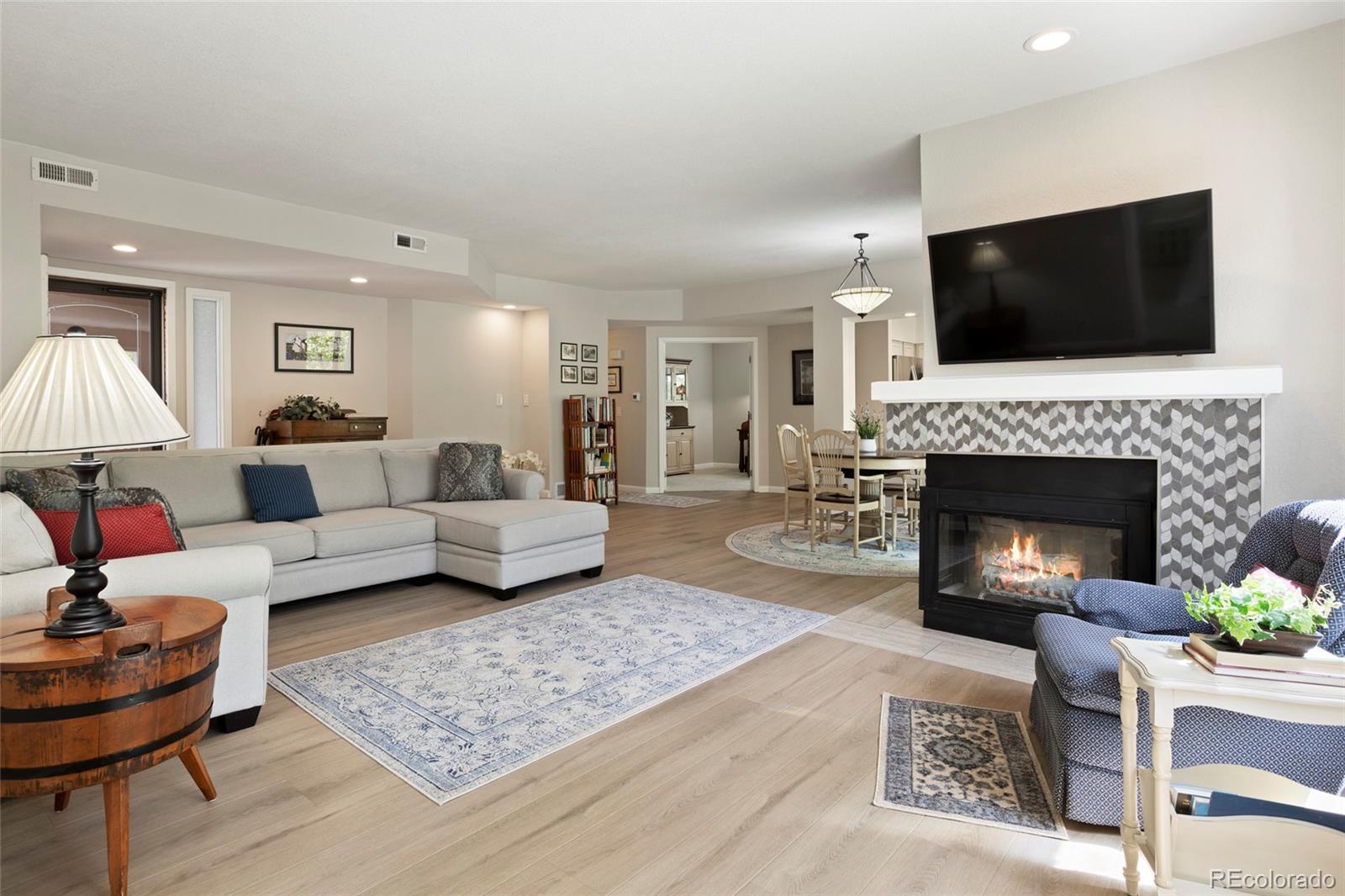 704 Ridgeside Drive Golden, CO 80401 - Photo 8 of 35 Gallery Image 8