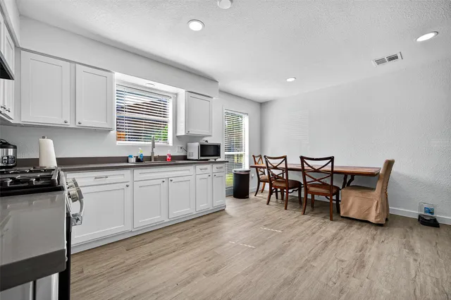 $197,500 | 229 Austin Street, Angleton, TX 77515