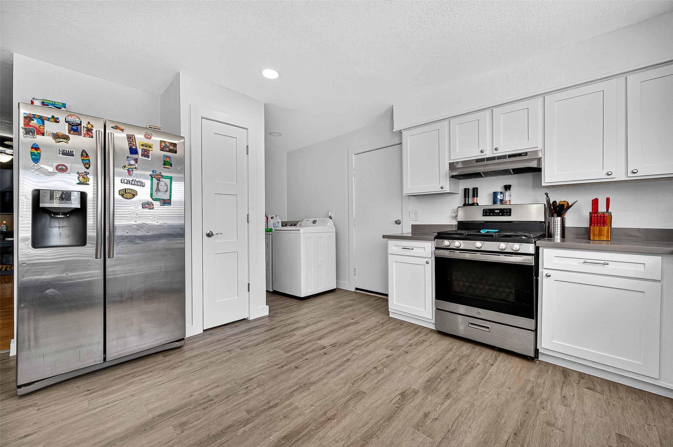 229 Austin Street Angleton, TX 77515 - Photo 17 of 36