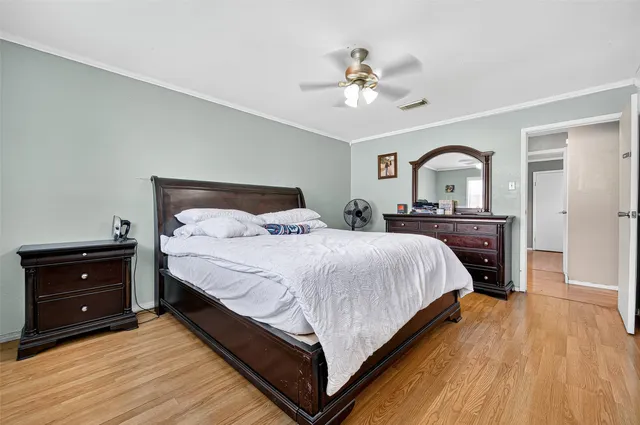 $197,500 | 229 Austin Street, Angleton, TX 77515