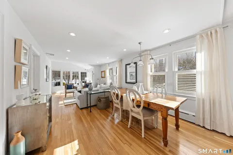 $1,395,000 | 25 Lakeside Avenue, Darien, CT 06820