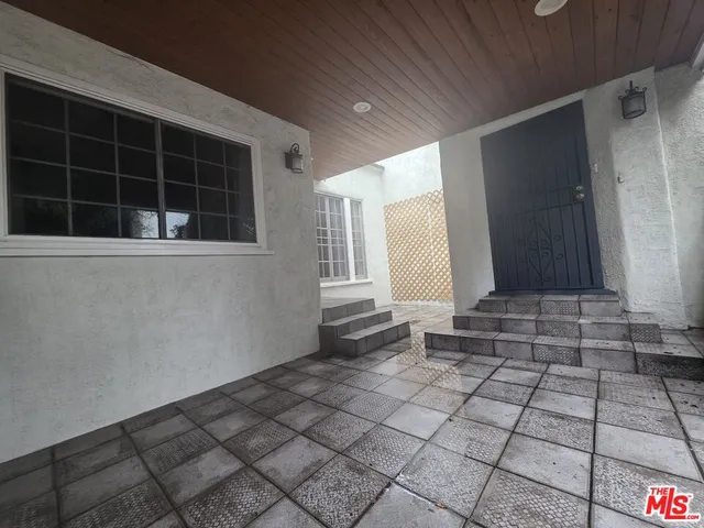 $6,200 | 939 South Ogden Drive, Los Angeles, CA 90036