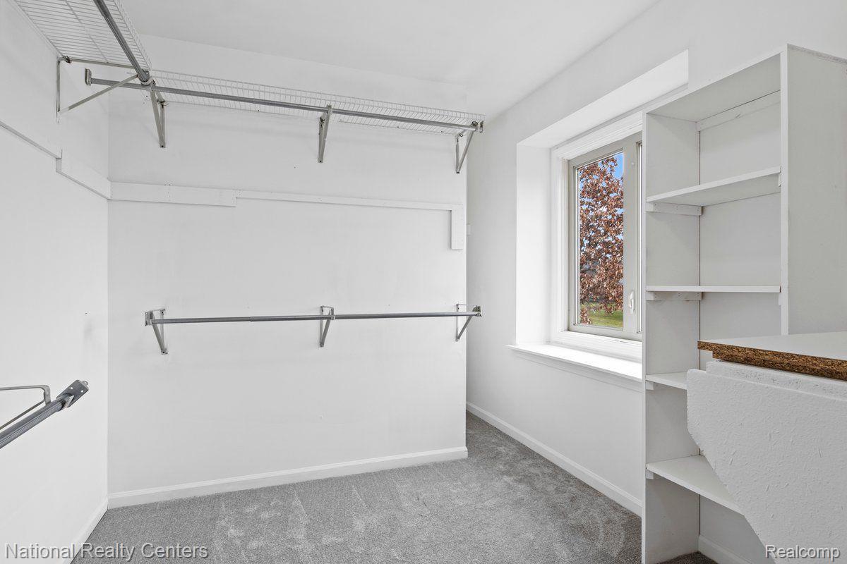 44489 Stone Road Novi, MI 48375 - Photo 15 of 19 Gallery Image 15