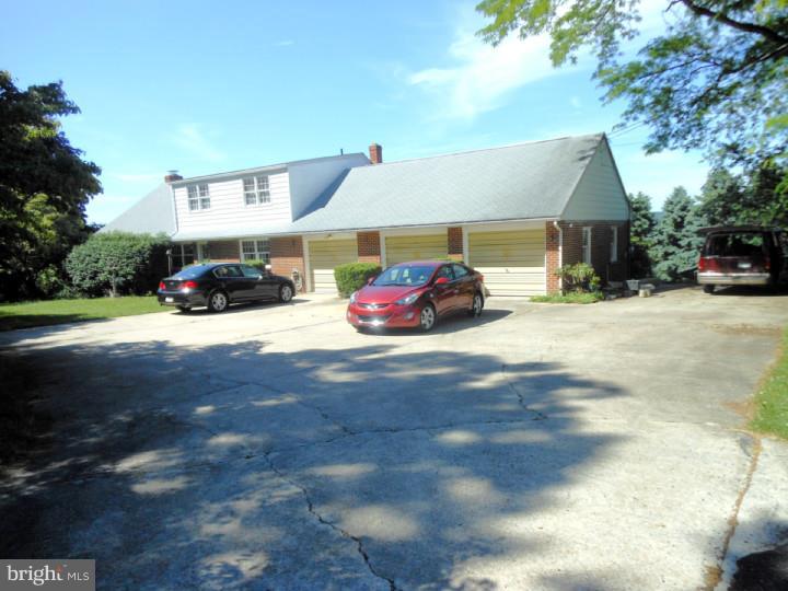 449 Weinsteiger Road Bechtelsville, PA 19505 - Photo 2 of 25 Gallery Image 2