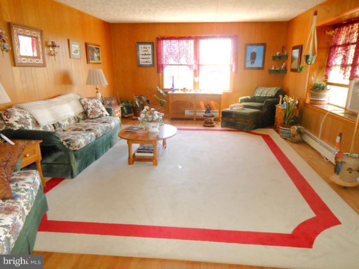 449 Weinsteiger Road Bechtelsville, PA 19505 - Photo 3 of 25 Gallery Image 3