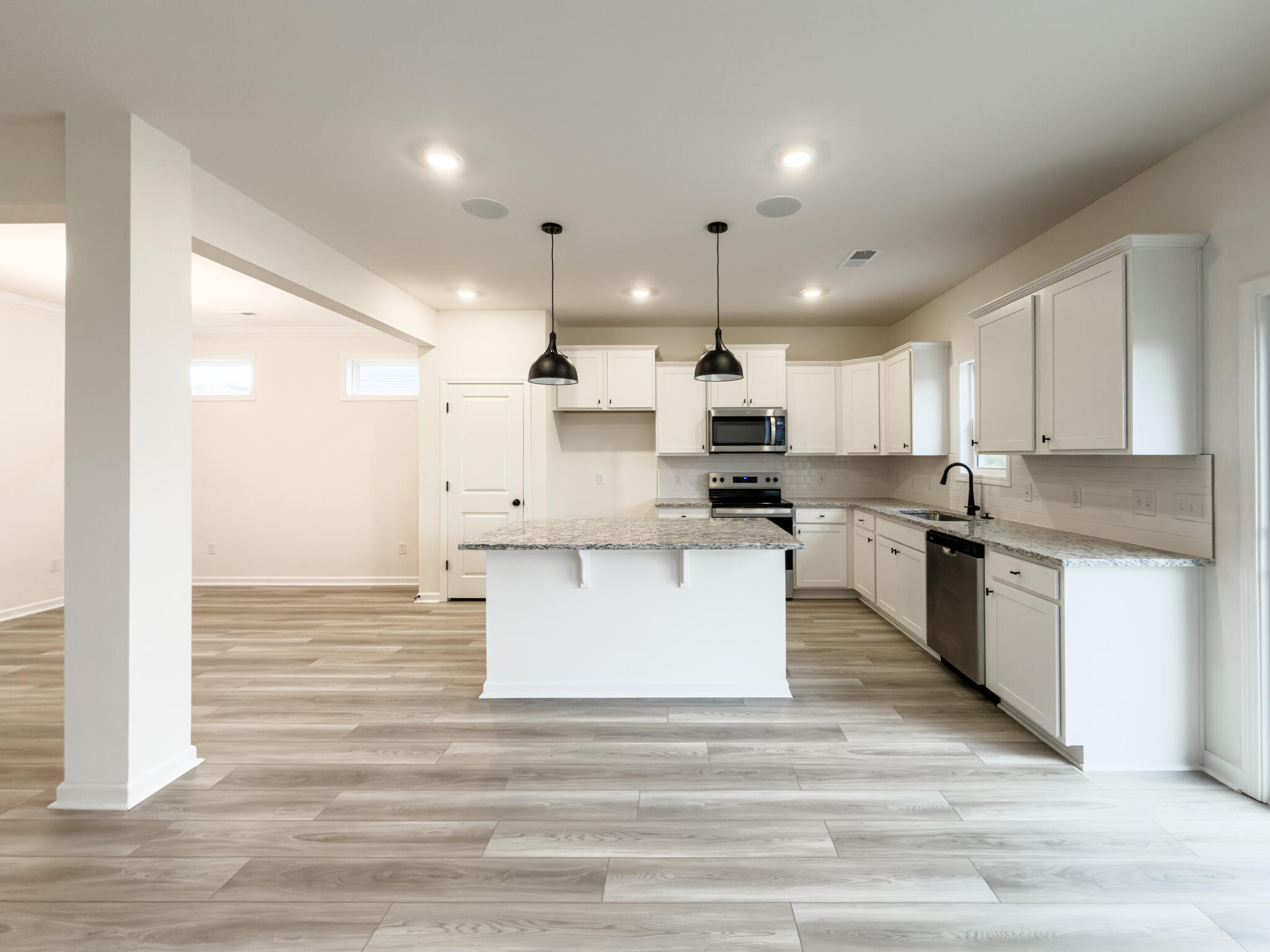 2072 April Dawn Trail Thomson, GA 30824 - Photo 7 of 31 IMG_1073