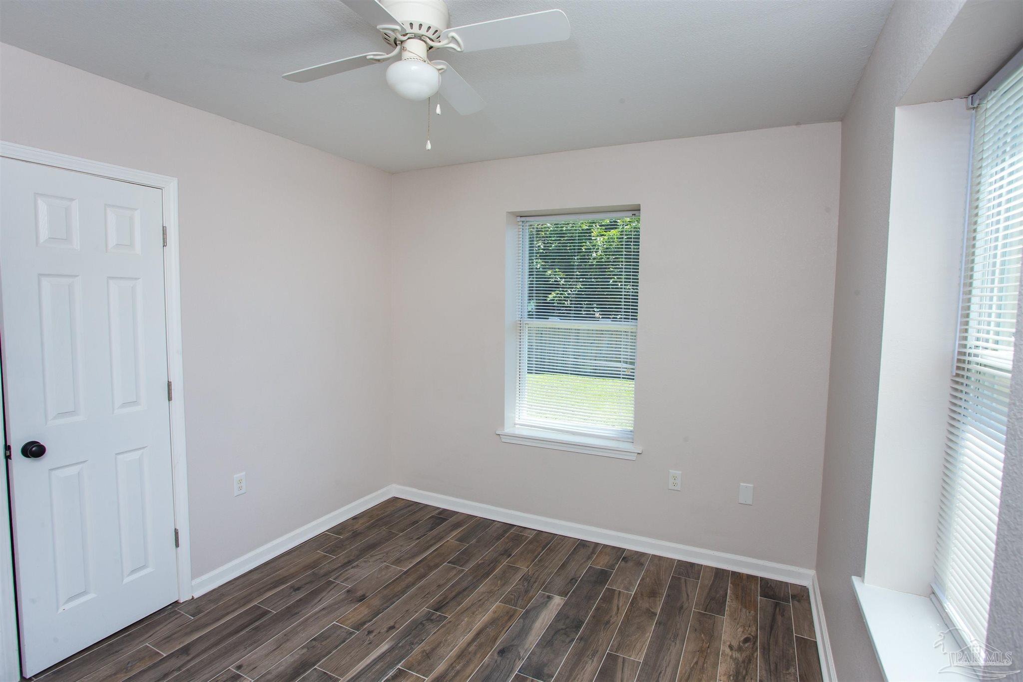 412 Labree Road Pensacola, FL 32507 - Photo 15 of 30 Gallery Image 15