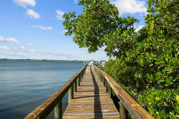 $4,200 | 10187 South Ocean Drive, Unit 1, Jensen Beach, FL 34957