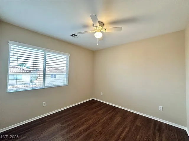 $1,995 | 7576 Jacaranda Leaf Street, Las Vegas, NV 89139