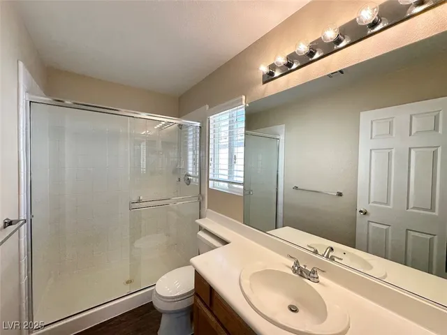 $1,995 | 7576 Jacaranda Leaf Street, Las Vegas, NV 89139