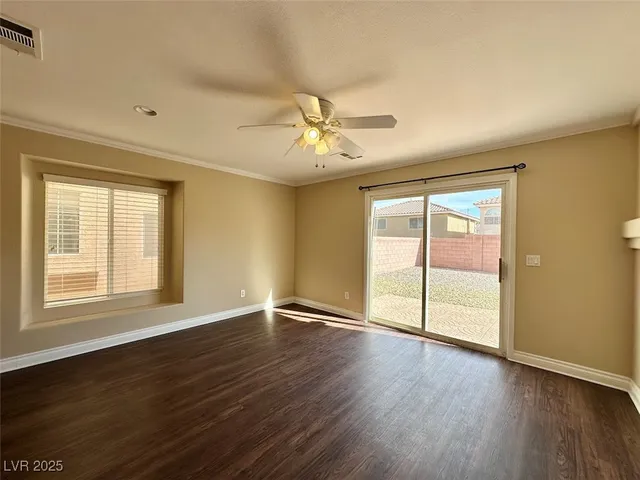 $1,995 | 7576 Jacaranda Leaf Street, Las Vegas, NV 89139