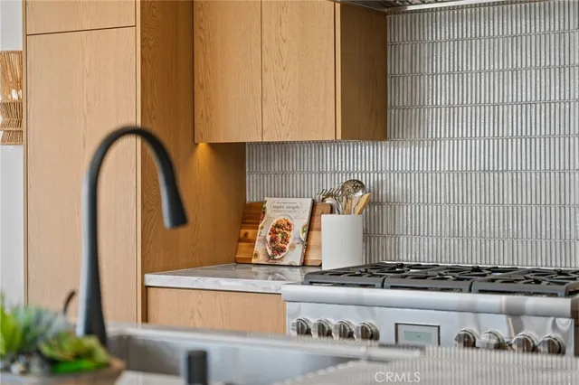 $28,895 | 1412 East Oceanfront, Newport Beach, CA 92661