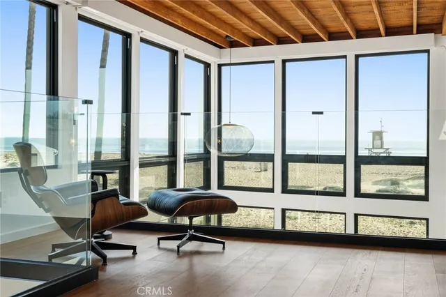 $28,895 | 1412 East Oceanfront, Newport Beach, CA 92661