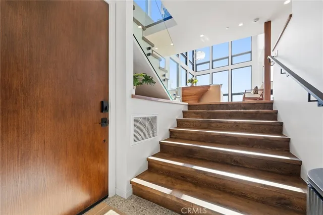 $28,895 | 1412 East Oceanfront, Newport Beach, CA 92661