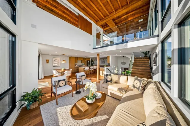 $28,895 | 1412 East Oceanfront, Newport Beach, CA 92661