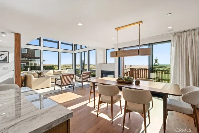 $28,895 | 1412 East Oceanfront, Newport Beach, CA 92661