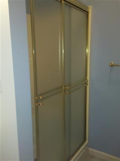 781 Laurel Hill Road Lexington, KY 40504 - Photo 23 of 38 1st floor full bath
