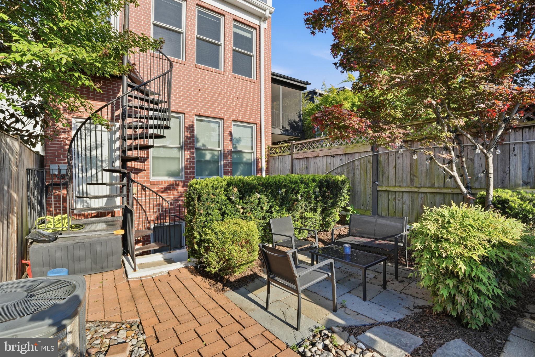 1852 3rd Street Northwest, Unit A Washington, DC 20001 - Photo 23 of 27