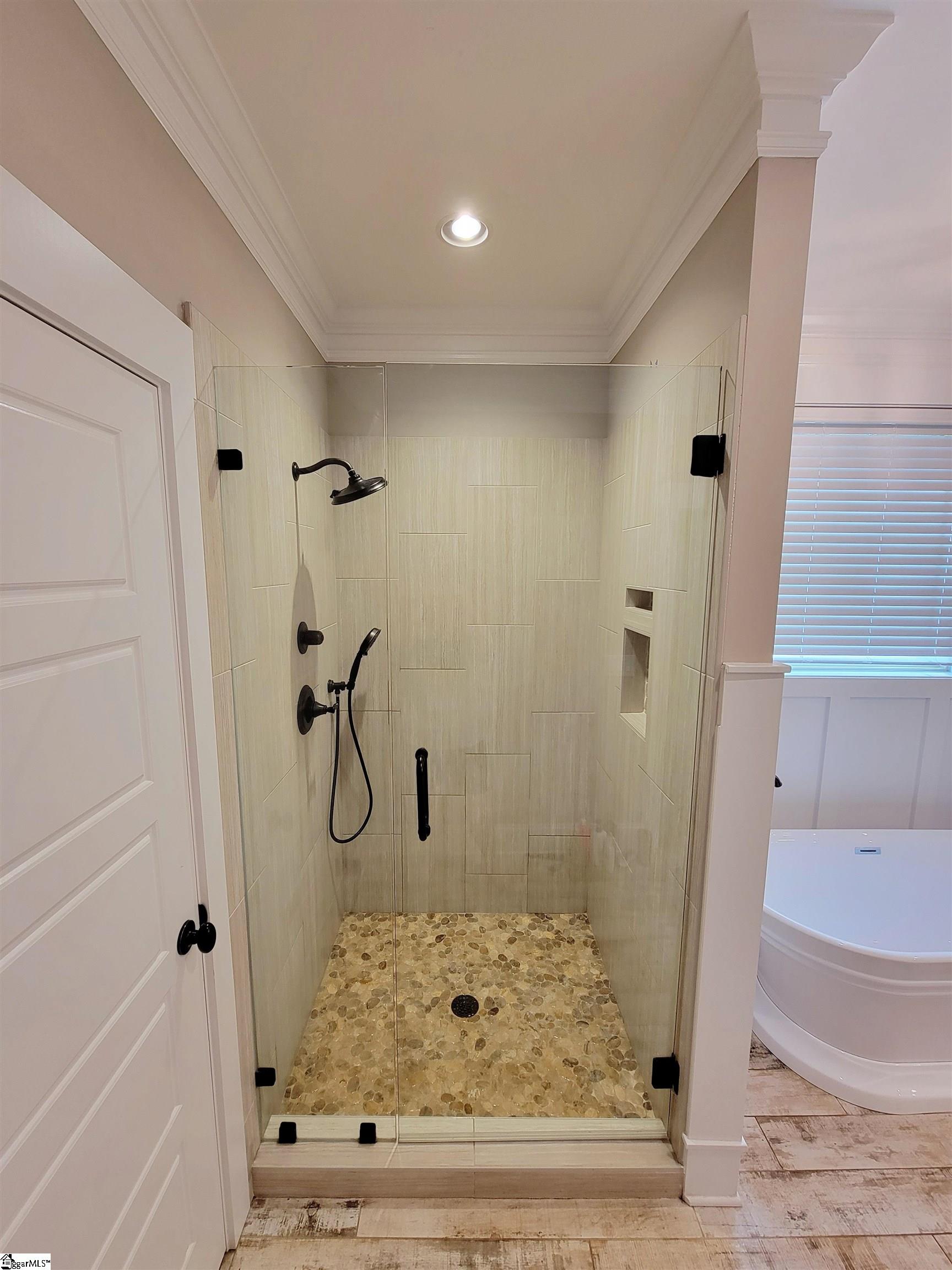 1239 Owens Road Greer, SC 29651 - Photo 7 of 35 Gallery Image 7