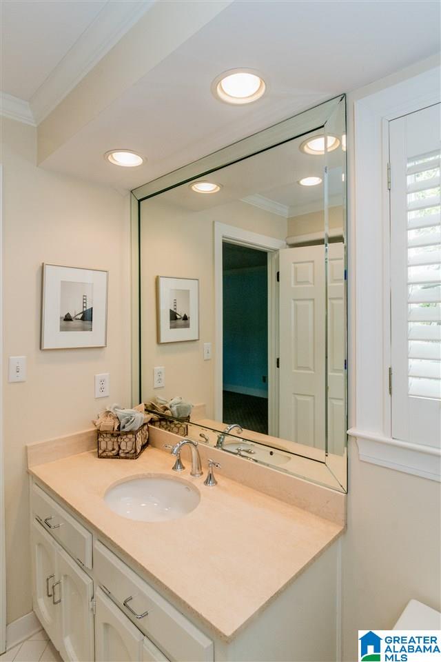 1051 Columbiana Road Birmingham, AL 35209 - Photo 47 of 50