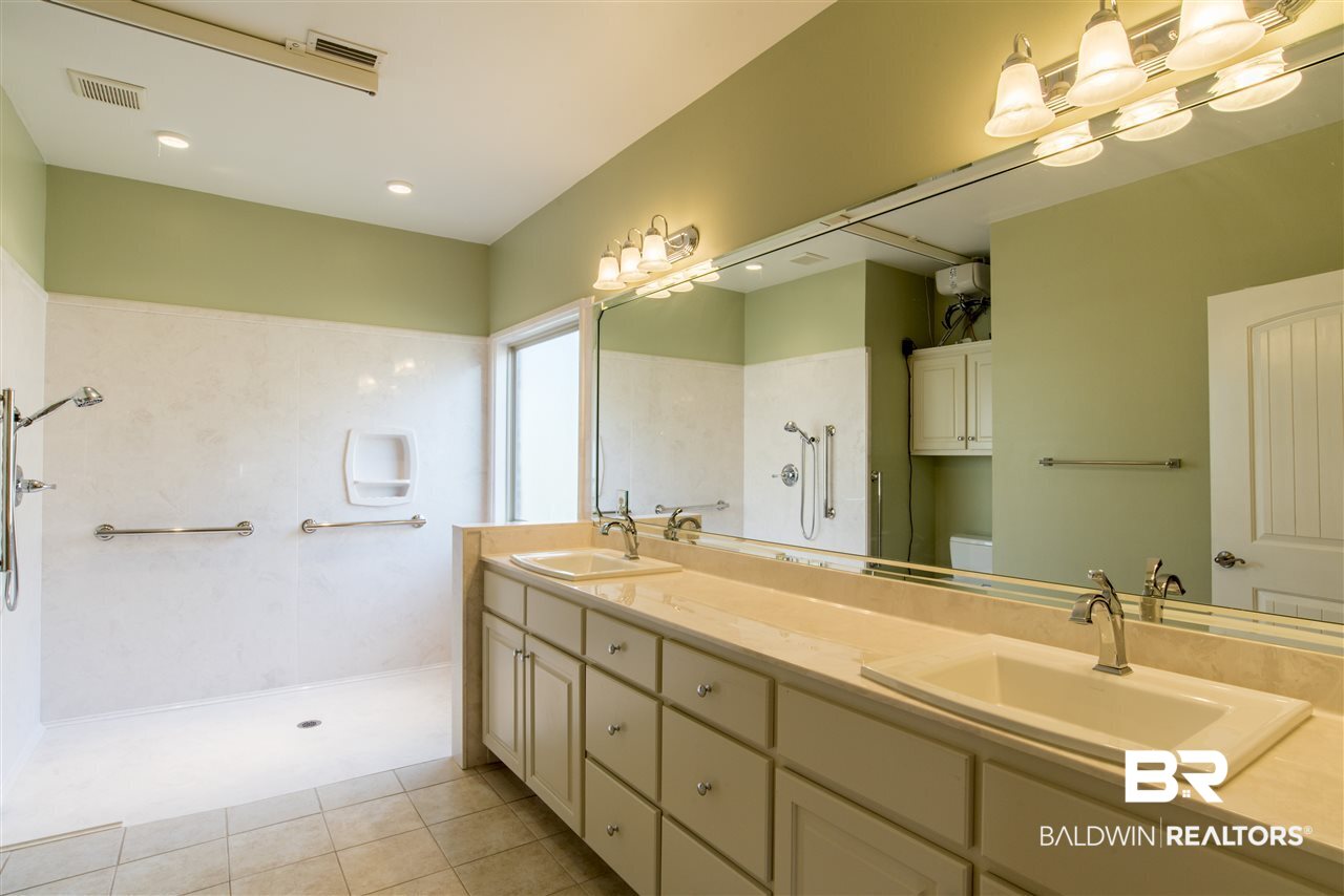 204 Divot Loop Fairhope, AL 36532 - Photo 12 of 27 DOUBLE KOHLER SINKS