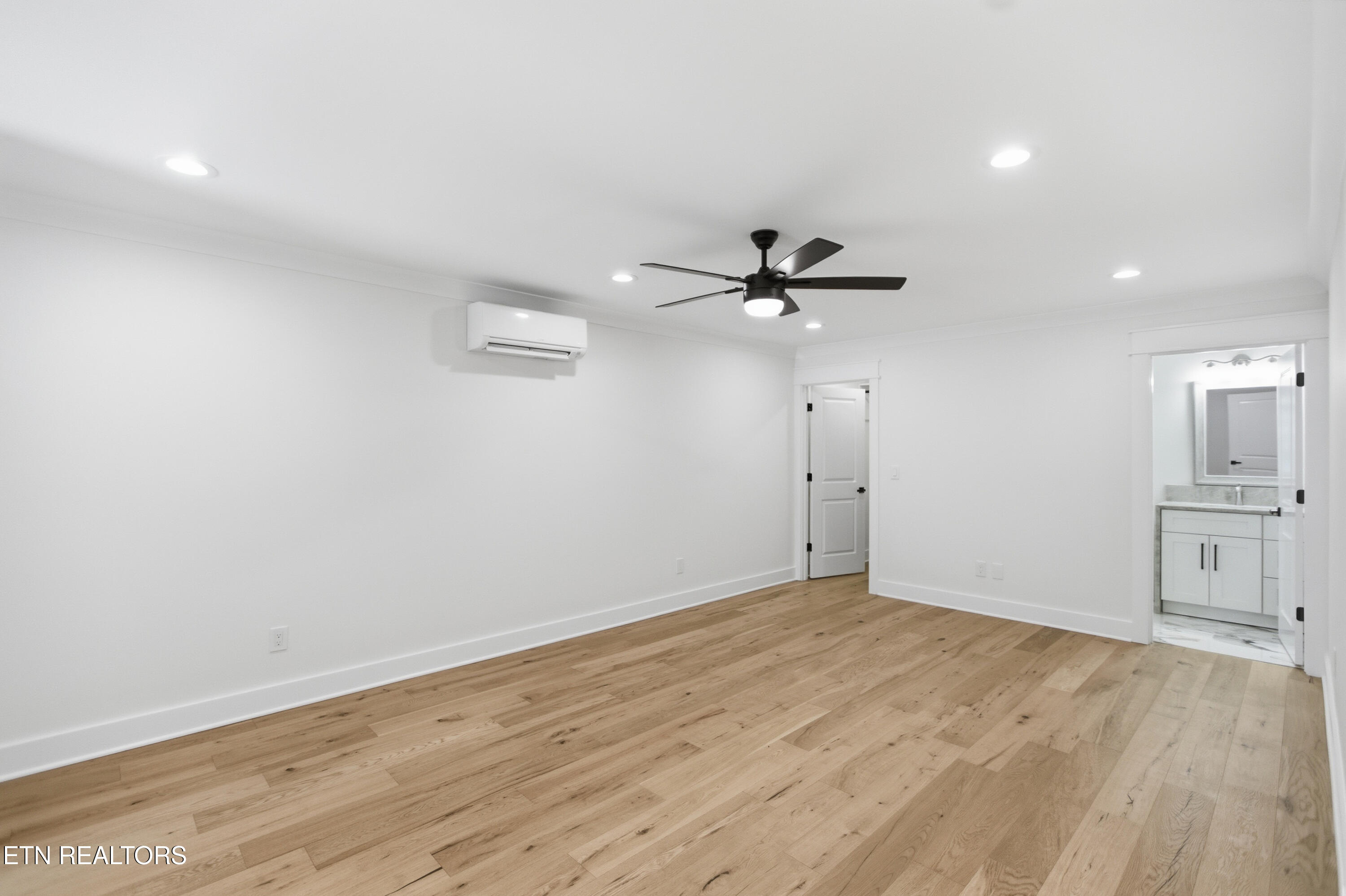 256 Elohi Way Loudon, TN 37774 - Photo 30 of 51 050_4M6A2584