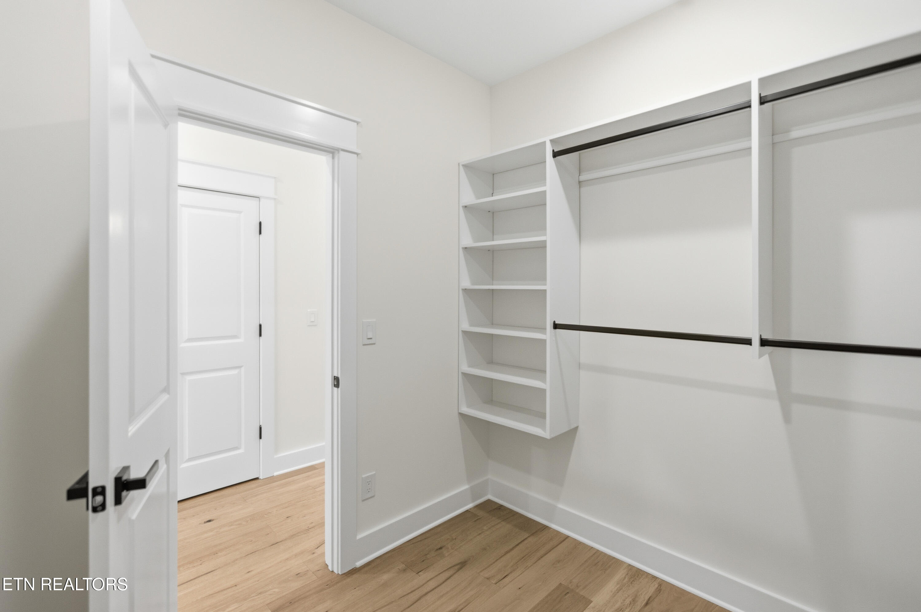 256 Elohi Way Loudon, TN 37774 - Photo 34 of 51 055_4M6A2514