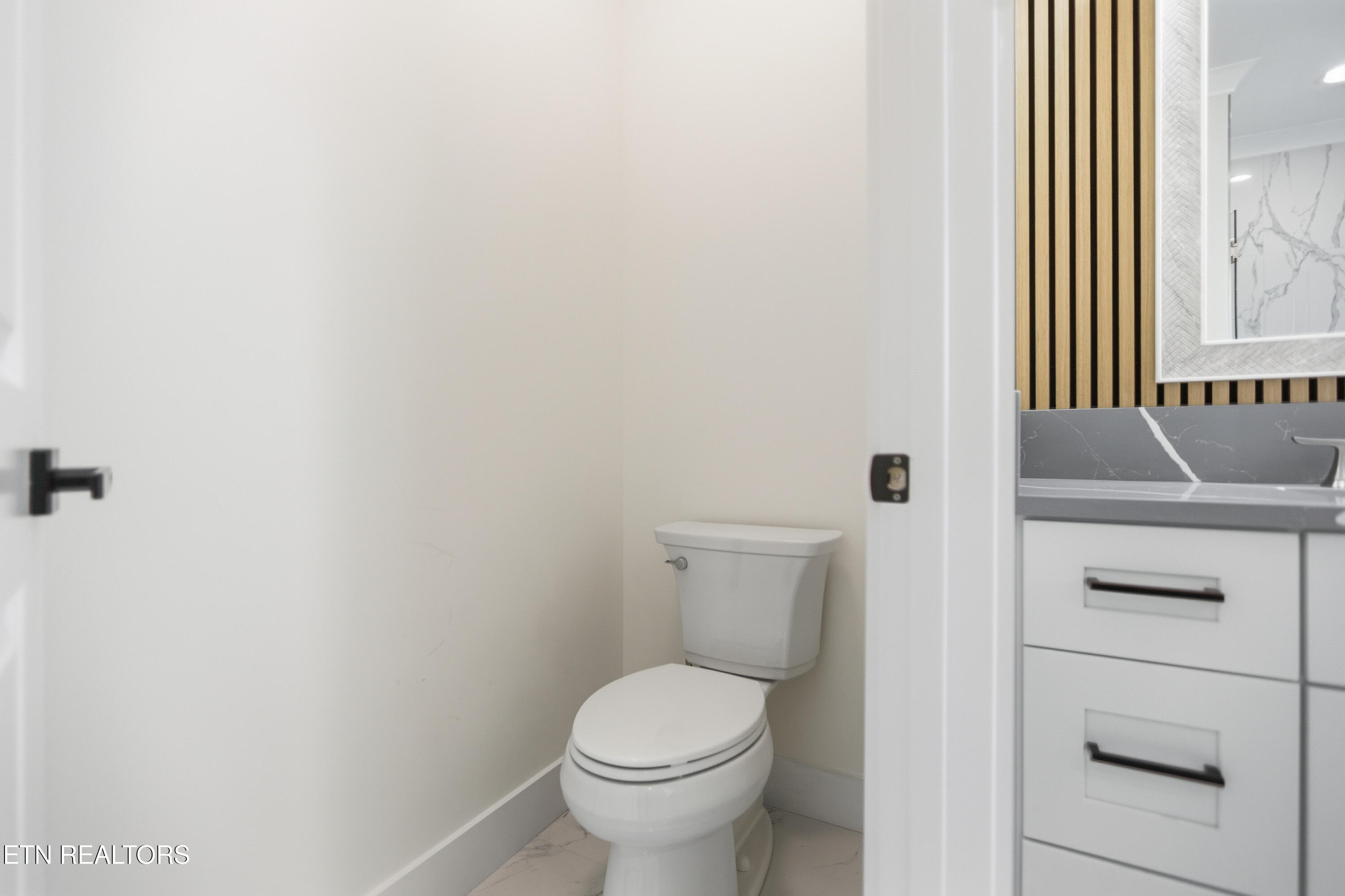 256 Elohi Way Loudon, TN 37774 - Photo 40 of 51 069_4M6A2544