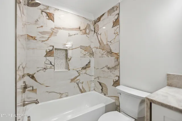 $659,000 | 256 Elohi Way, Loudon, TN 37774