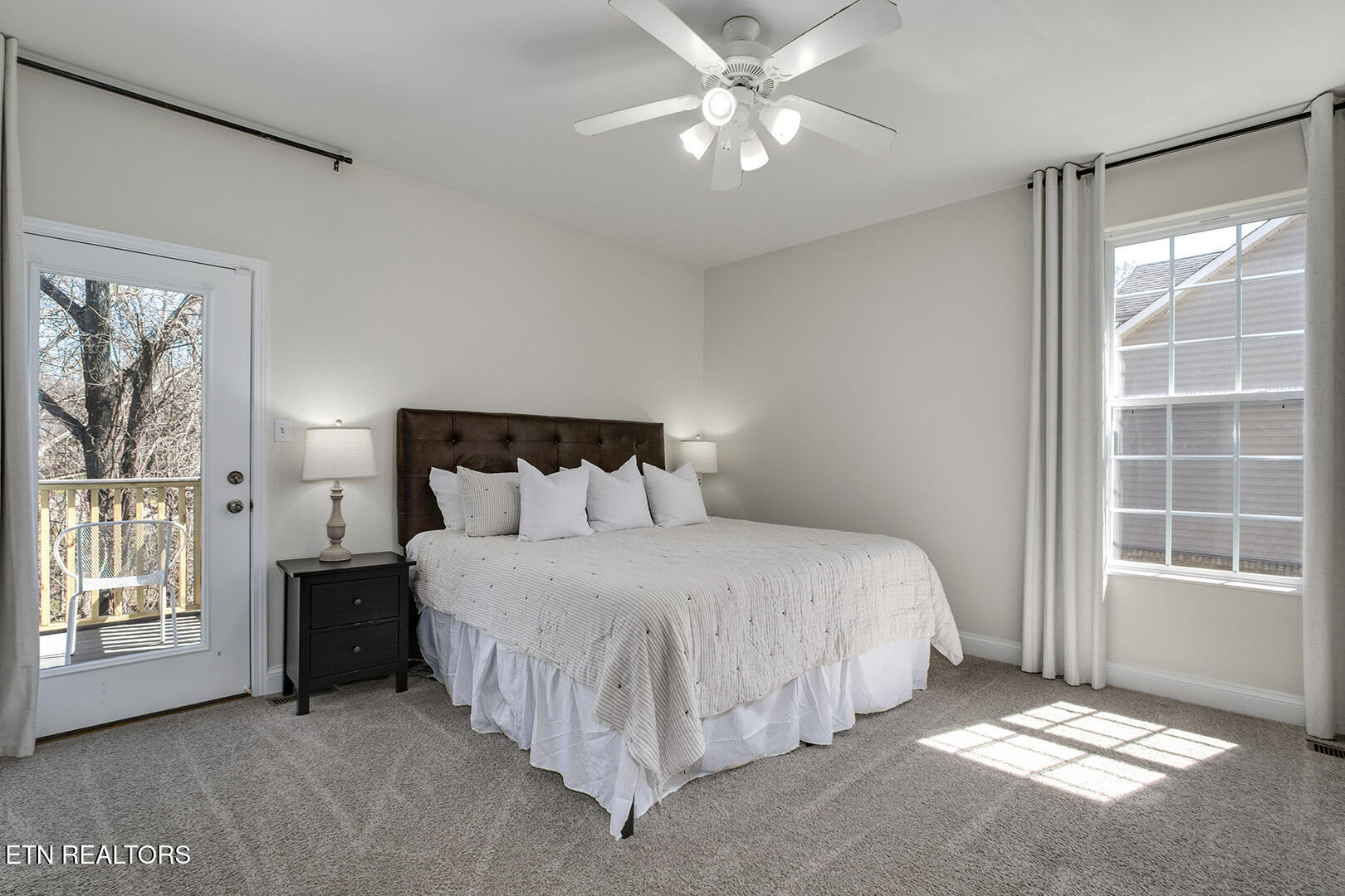 150 Sunset View Loop Maryville, TN 37801 - Photo 27 of 50 27_SunsetViewLoop_150_MasterBedroom01