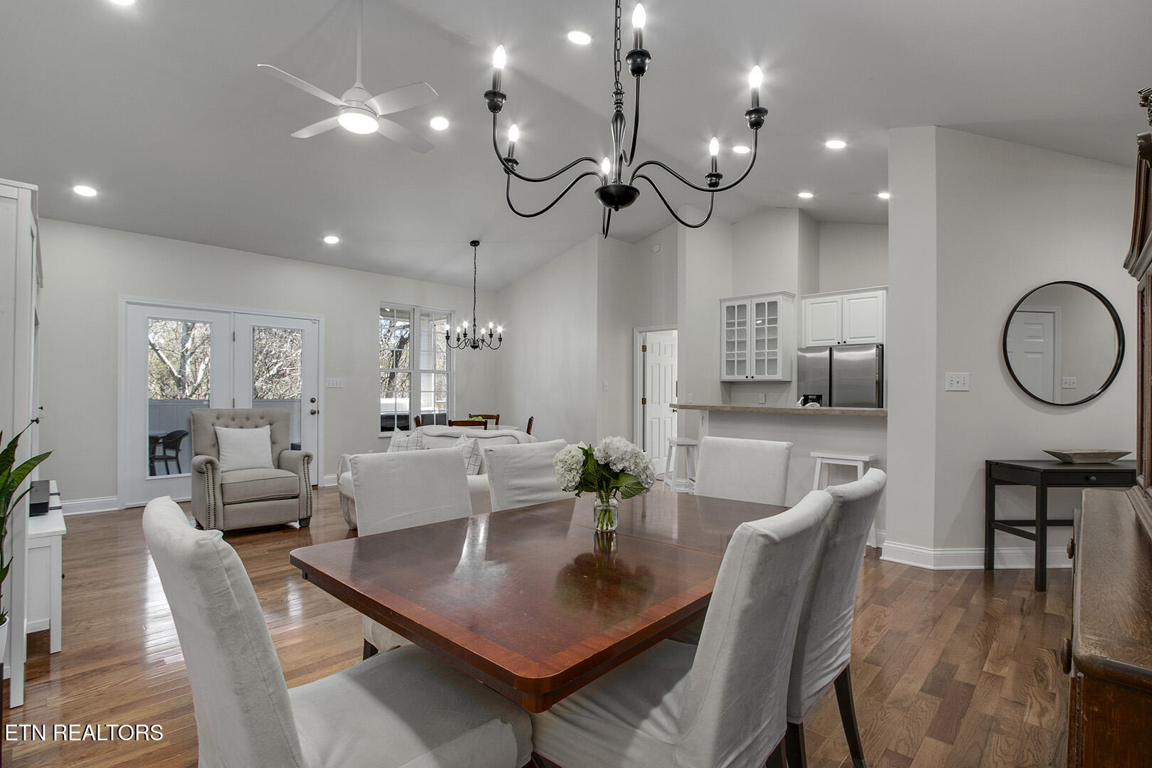 150 Sunset View Loop Maryville, TN 37801 - Photo 9 of 50 09_SunsetViewLoop_150_Dining04