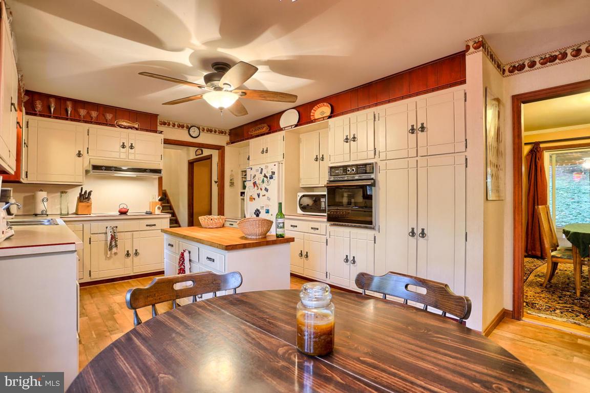 136 Ironmaster Road Lebanon, PA 17042 - Photo 11 of 29 Gallery Image 11