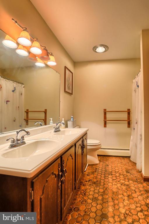 136 Ironmaster Road Lebanon, PA 17042 - Photo 19 of 29 Gallery Image 19
