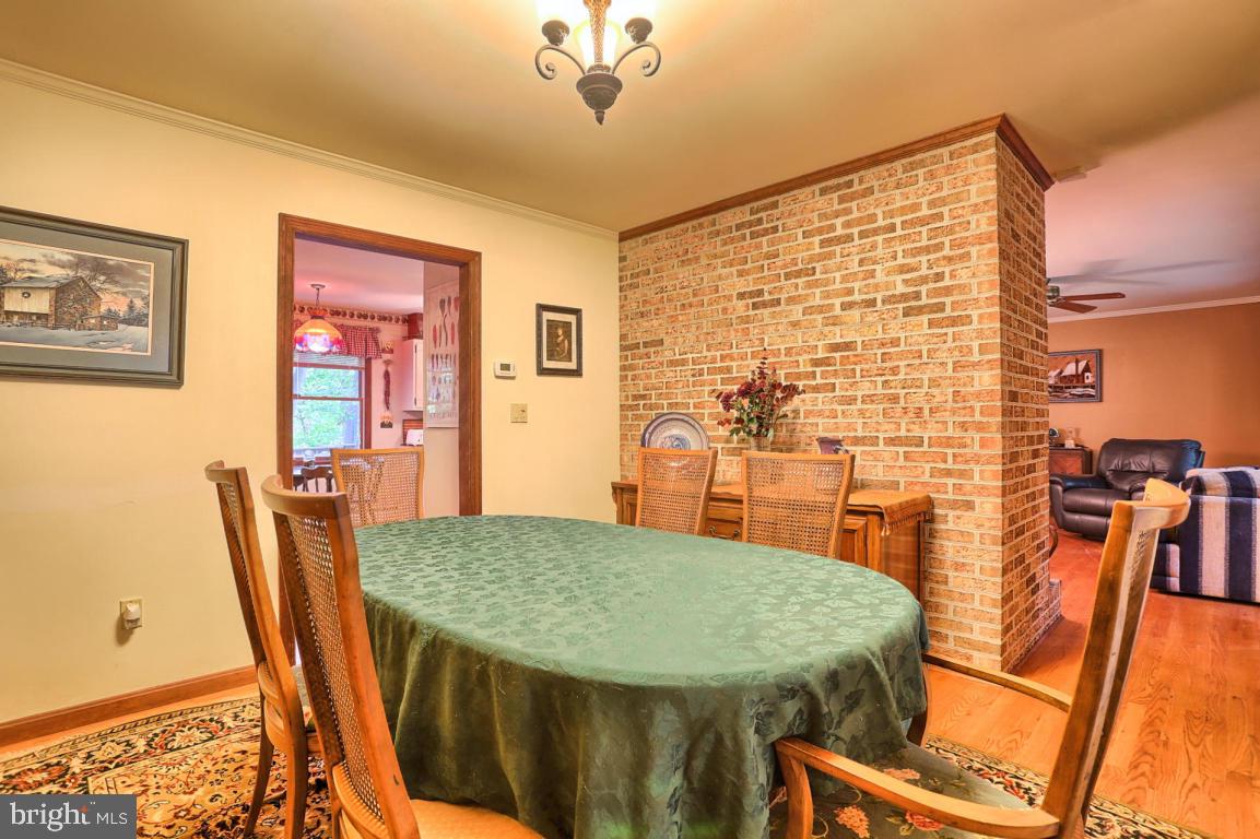 136 Ironmaster Road Lebanon, PA 17042 - Photo 9 of 29 Gallery Image 9