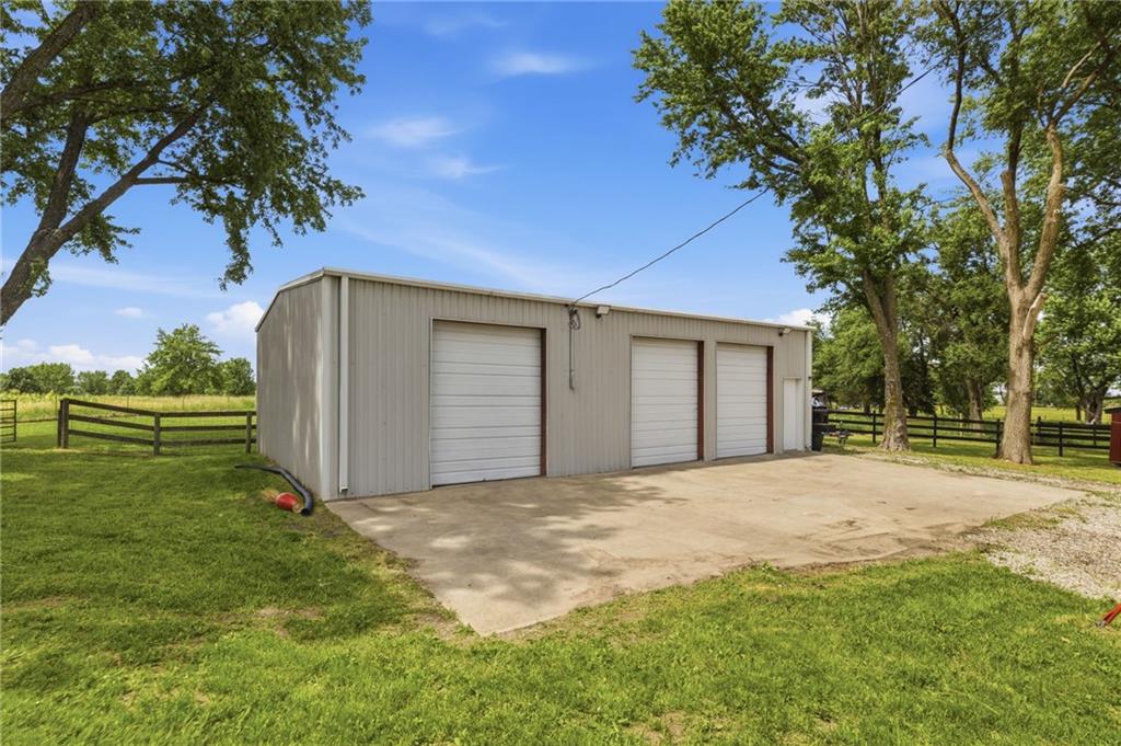 19322 Springdale Road Leavenworth, KS 66048 - Photo 36 of 63