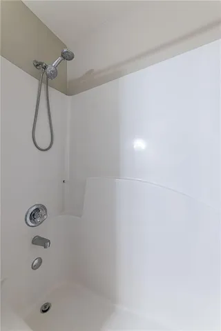 $320,000 | 2002 Lakeshore Overlook Circle Northwest, Kennesaw, GA 30152