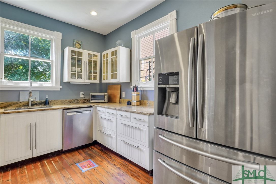 303 West 39th Street Savannah, GA 31401 - Photo 15 of 38