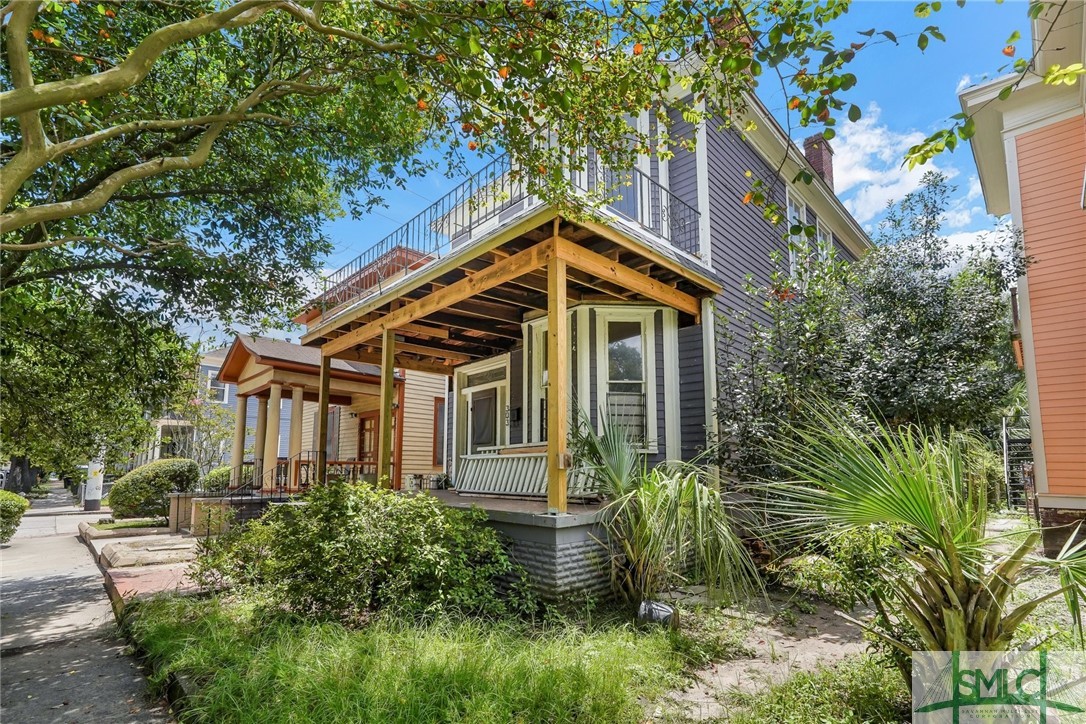 303 West 39th Street Savannah, GA 31401 - Photo 2 of 38
