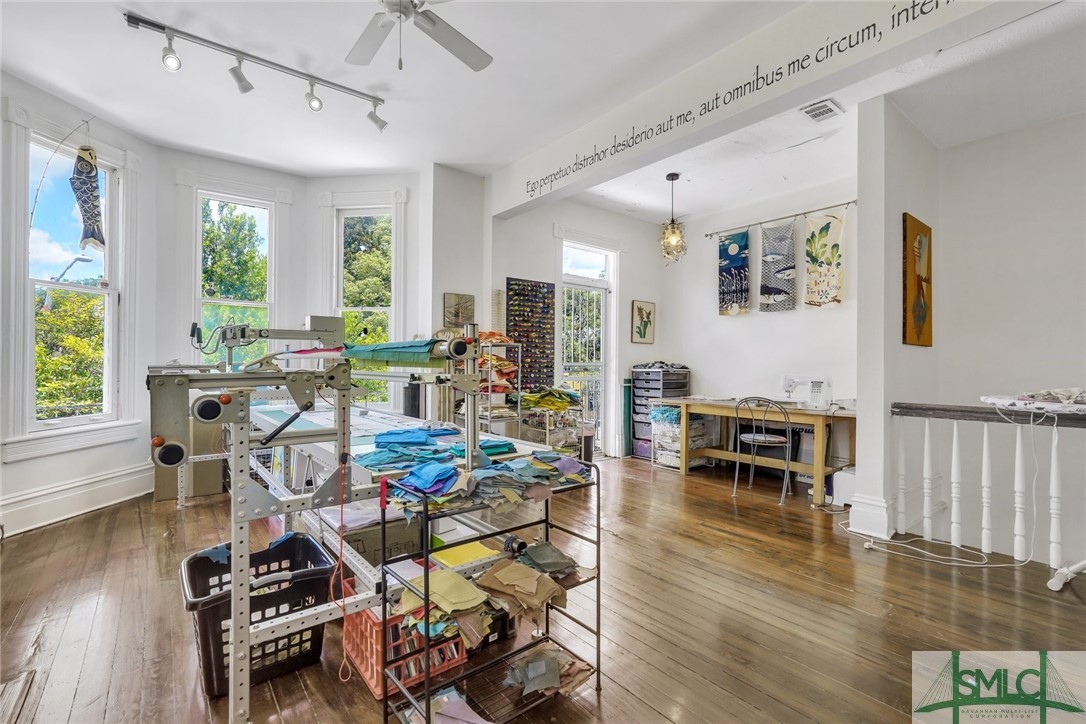 303 West 39th Street Savannah, GA 31401 - Photo 27 of 38